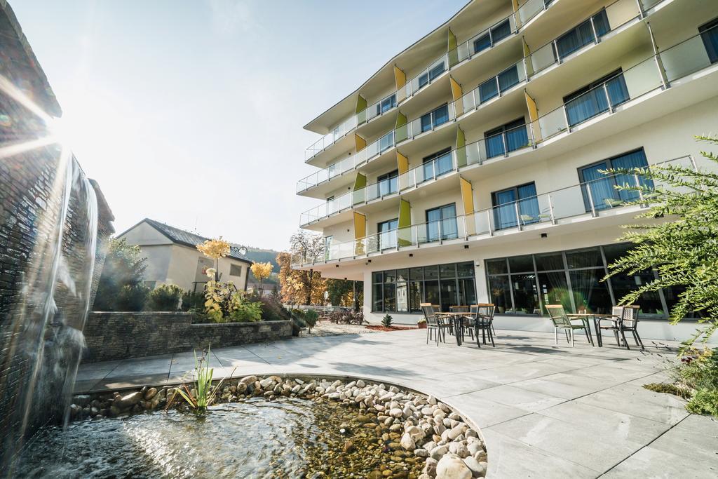 Wellness Hotel Panorama Trencianske Teplice Exterior photo